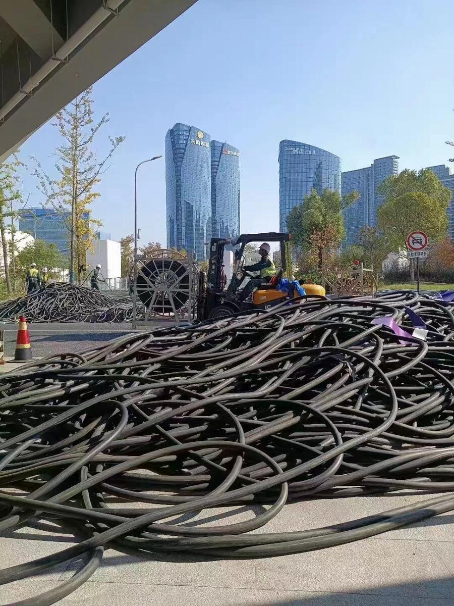 昭通高價回收變壓器/發(fā)電機/廢銅/廢鋁/配電柜/電線電纜/電力設(shè)備/舊金屬