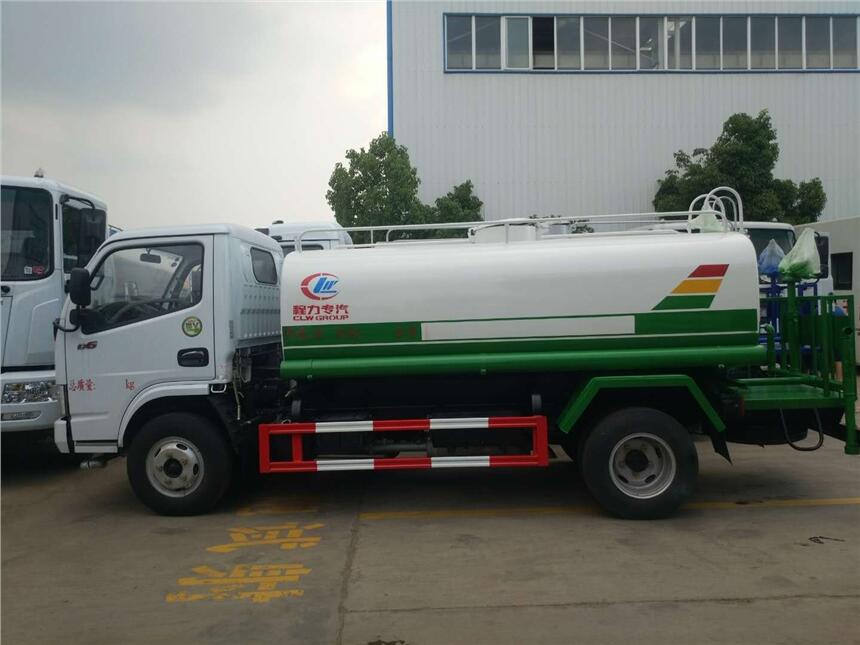灑水車噴灑車3至20方 有現(xiàn)貨辦分期