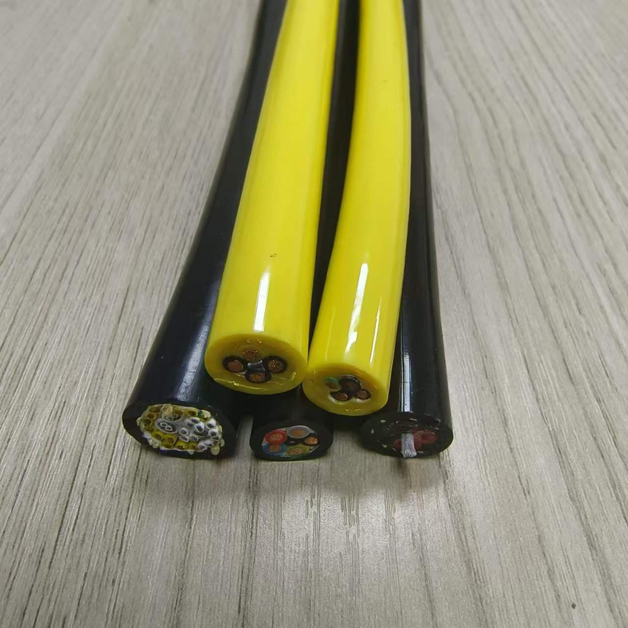 HIFLEX CPZ -FD耐油耐磨PUR護(hù)套控制電纜線3/4/5/6*1.5 2.5