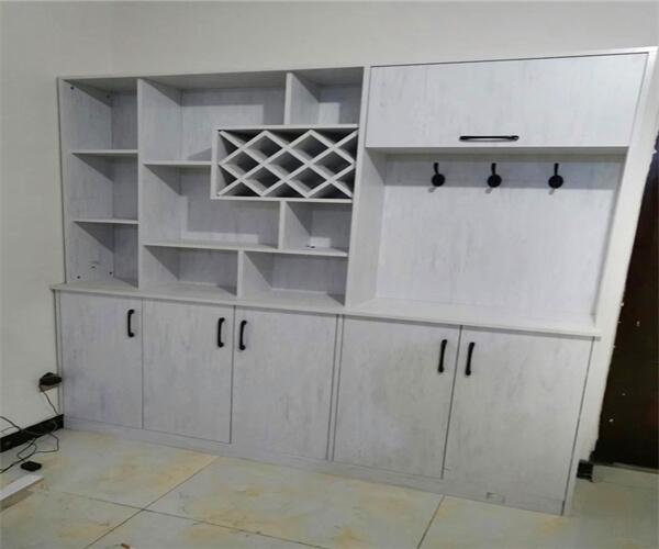 西安板式家具都用哪些設備全屋定制