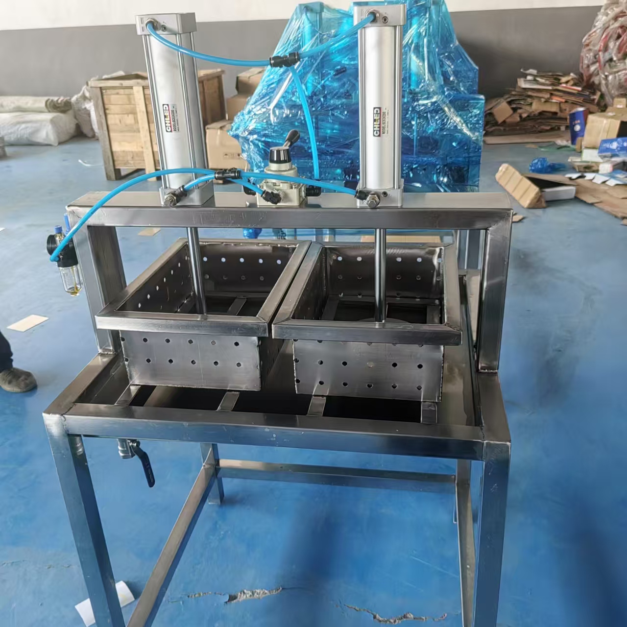 氣動壓榨成型機 奶酪豆腐壓制成型設備 促進奶酪乳清分離機器