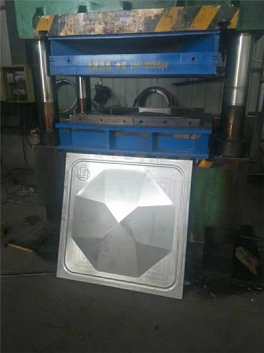 消防水箱模具