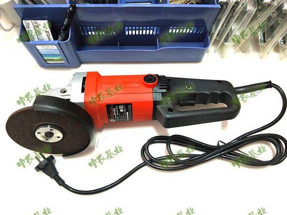 電動磨光器