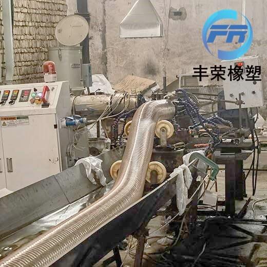 供應(yīng)掃地車(chē)吸塵管高耐磨pu鋼絲通風(fēng)管?
