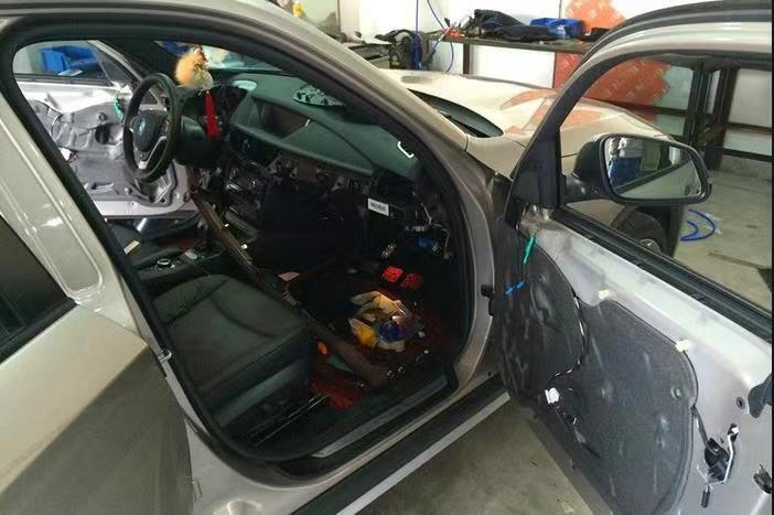 汽車定位器拆除 抵押車拆定位 拆除車輛定位器