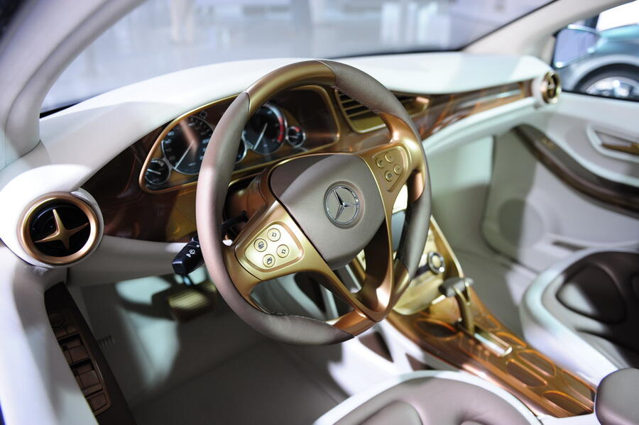 抵押車拆定位跟蹤器 車輛GPS檢測(cè) 專業(yè)拆GPS