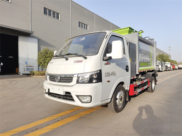 德龍潲水回收車_藍(lán)牌潲水回收車工廠地址