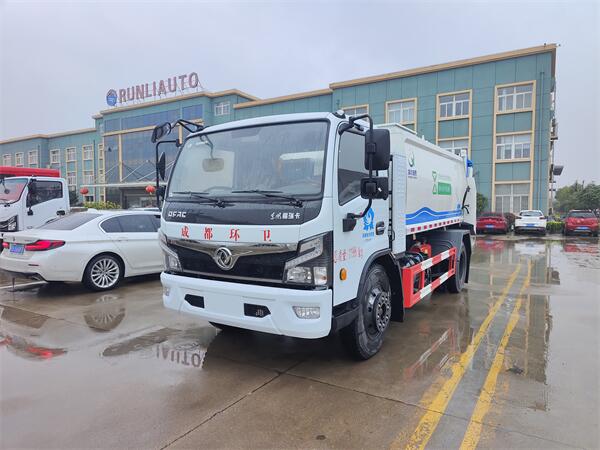 新能源福瑞卡餐廚垃圾收集車混動(dòng)餐廚垃圾收集車高清圖