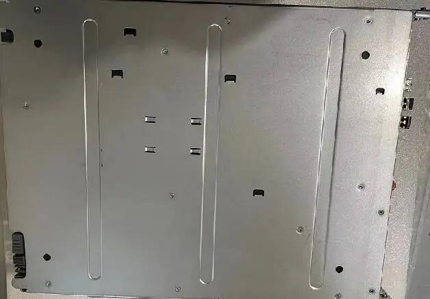 01PG612 111-03666+B3 DM7000H  FAS8200存儲柜控制器