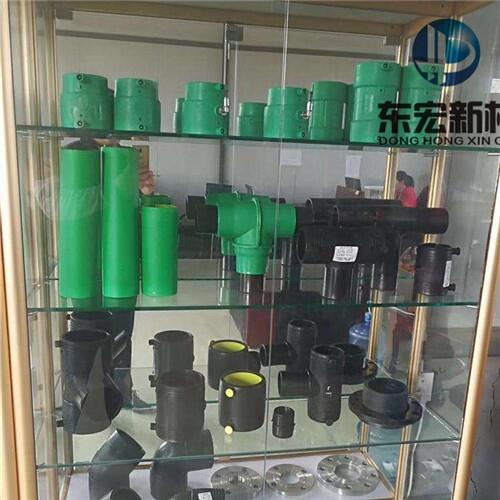 新聞:克拉瑪依加油站雙層地埋熱塑性燃油復合管施工案例