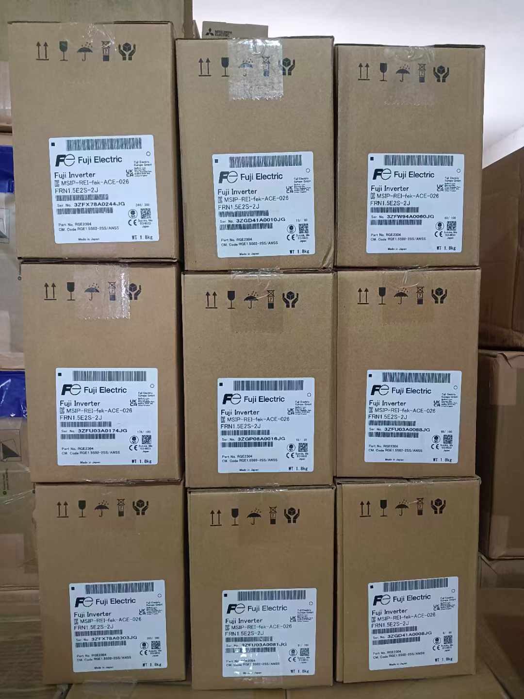 FUJI 富士 FRN0.4C2S-2J 變頻器 議價