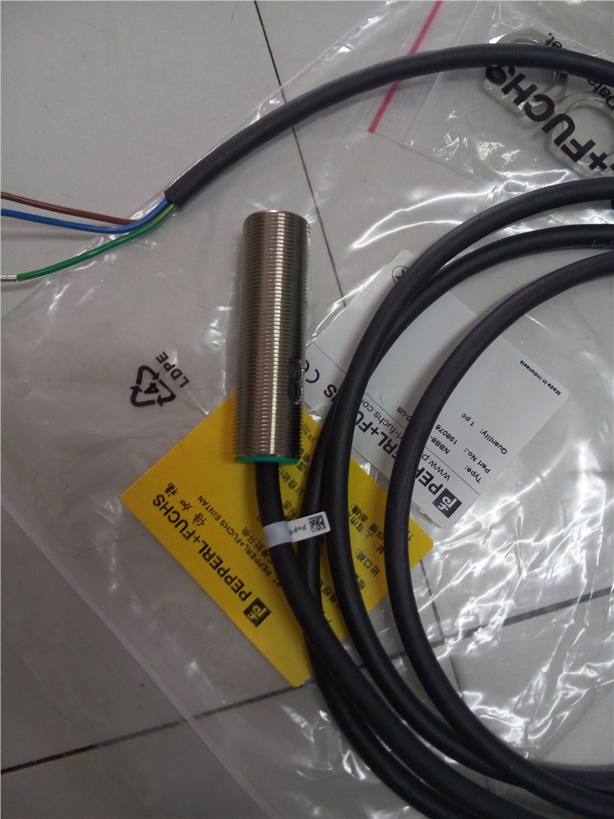 P+F/倍加福 傳感器RL28-8-H-2000-IR/47/105