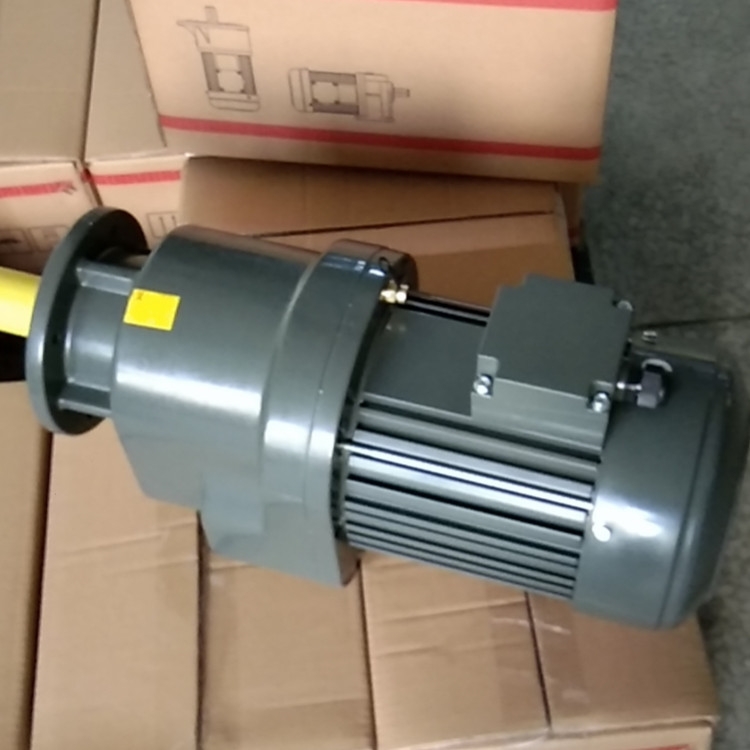 出售低噪音工業(yè)風(fēng)扇電機(jī) 降溫設(shè)備用電機(jī)