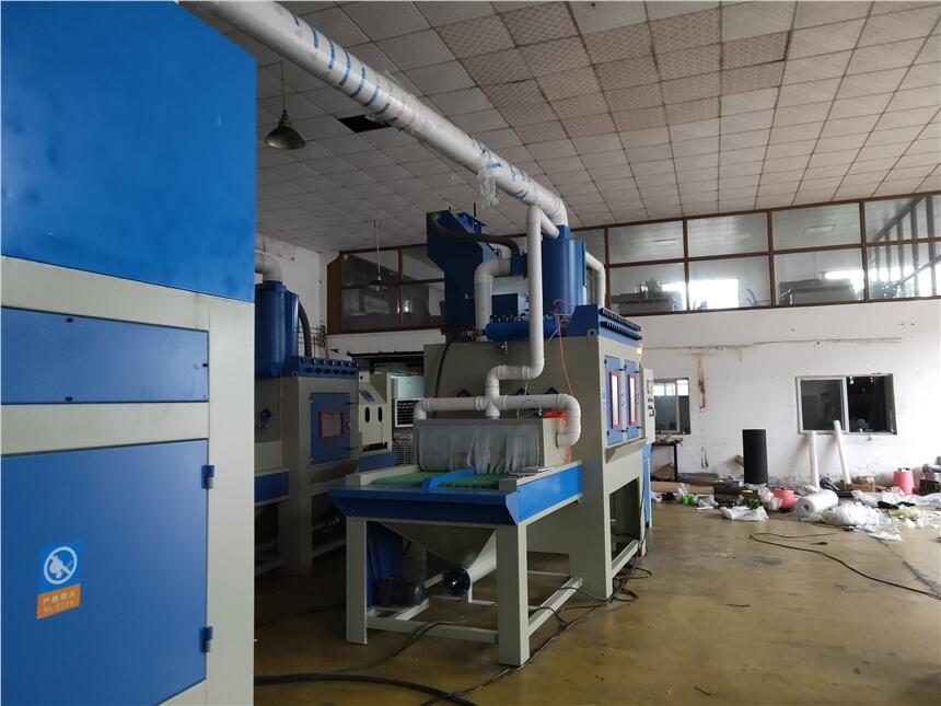 清遠(yuǎn)噴砂機，鋁件通過式自動噴砂機
