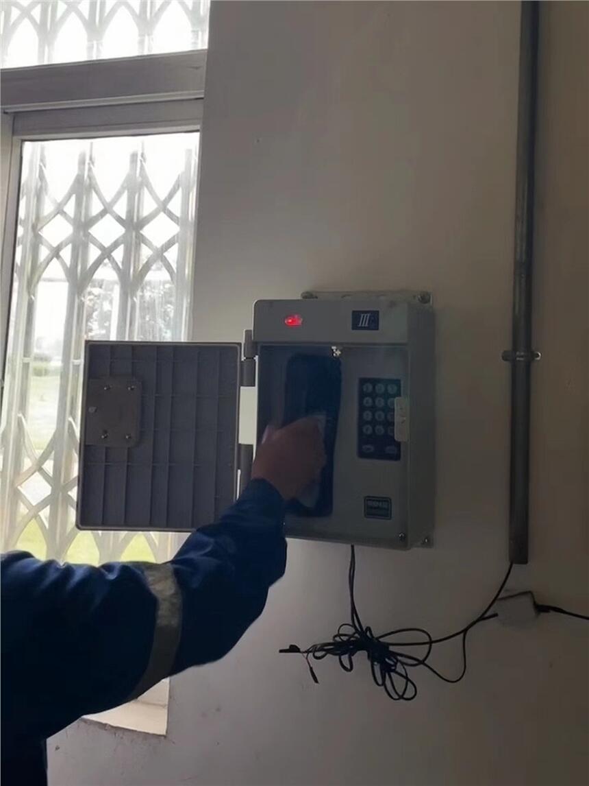 達(dá)拉特旗 HAT86(XII)P/T-A型達(dá)拉達(dá)發(fā)電廠防水電話