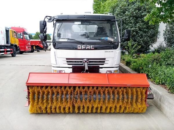 臺(tái)州進(jìn)口除雪車		