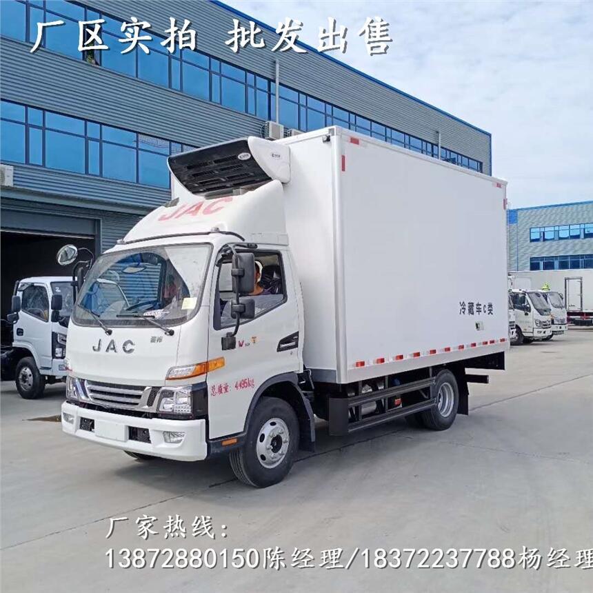 依維柯短軸冷鏈物流運輸車一般賣價多少錢_依維柯短軸冷鏈物流運輸車詳細(xì)配置介紹