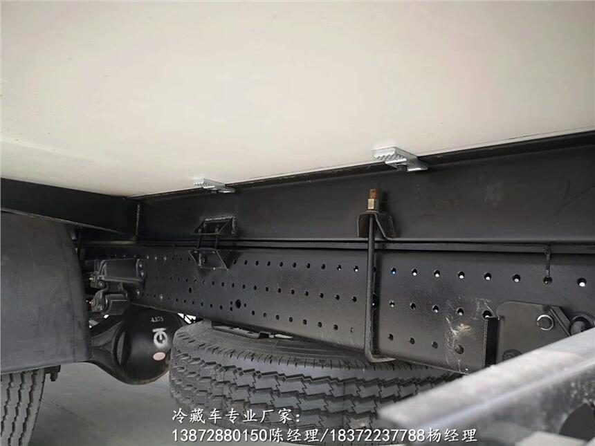 F類(lèi)重汽豪沃MAX國(guó)六6米8冷藏車(chē)優(yōu)質(zhì)車(chē)源放心選