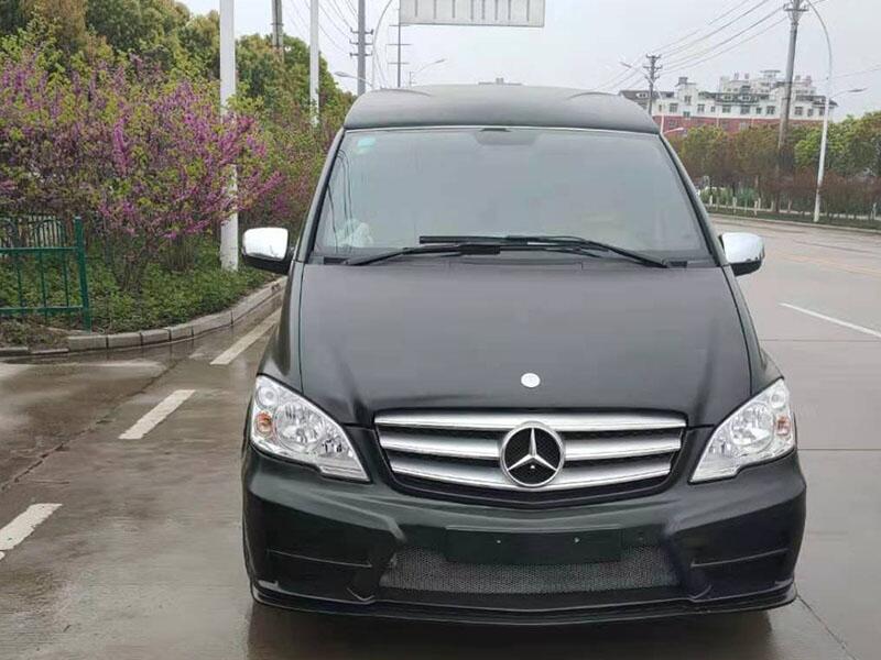 阜新市 全自動(dòng)奔馳一體軟包商務(wù)車廠家生產(chǎn)改裝可分期