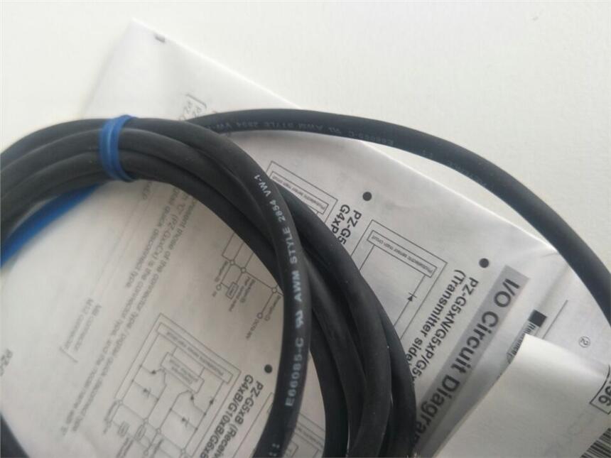 遠路供應日本進口基恩士Keyence傳感器PZ-V71P，原裝正品