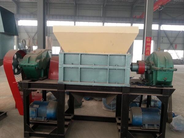輪胎撕碎機(jī)鼎成機(jī)械放心定制