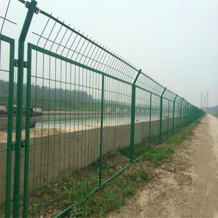 不同護(hù)欄網(wǎng)在不同區(qū)域的高度