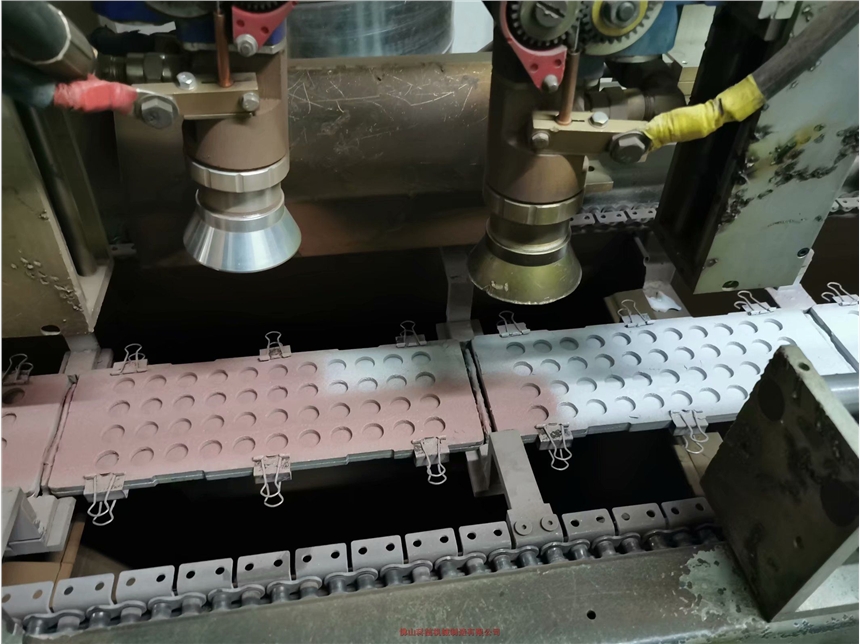 電阻片自動噴鋁機
