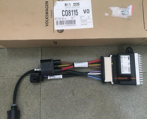 奧迪12款A6L電子扇控制模塊 三元催化 方向機