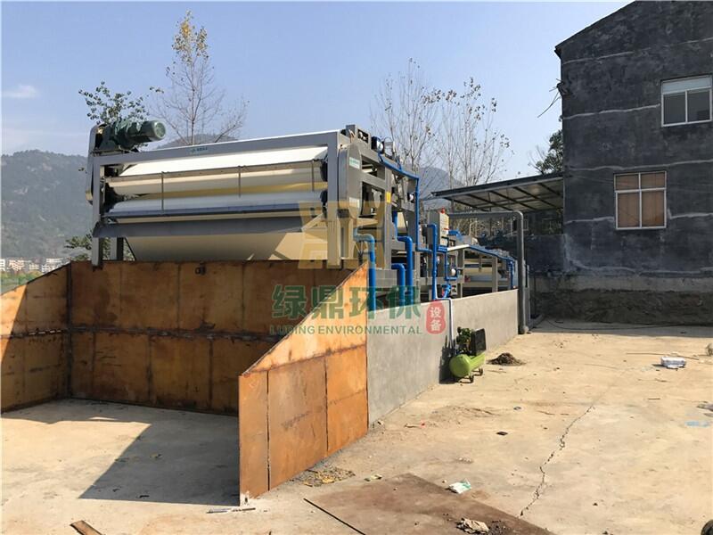 知名廠商建筑污泥帶式壓濾機(jī)，優(yōu)質(zhì)的車載式一體化帶式壓濾機(jī)