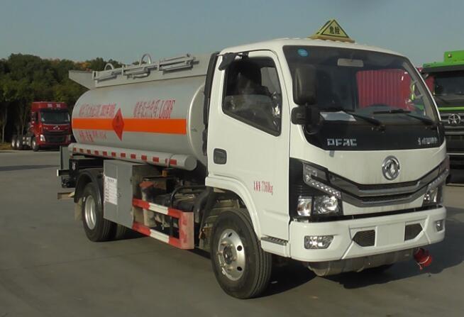 國(guó)六東風(fēng)4.5立方5噸柴油油罐車 小型5噸加油車全國(guó)掛靠送車上門(mén)