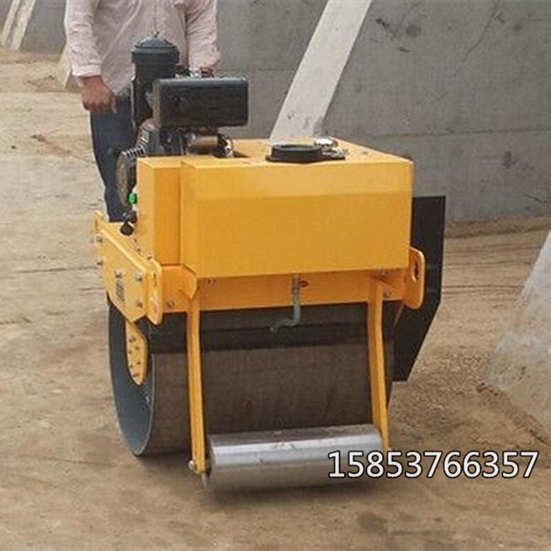 手扶式小單輪壓路機(jī)回填土振動(dòng)壓實(shí)機(jī)的價(jià)格