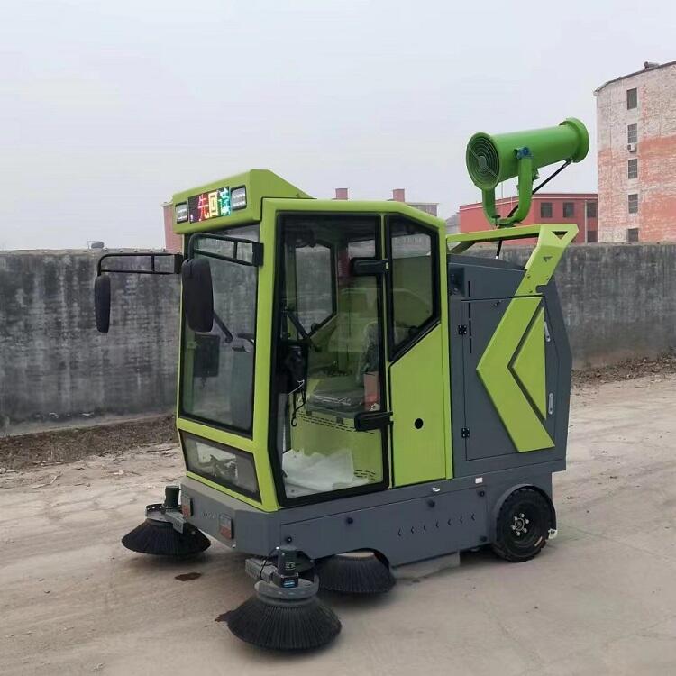 駕駛式電動(dòng)掃地車(chē) 小型電動(dòng)三輪掃地機(jī) 物業(yè)廣場(chǎng)清掃車(chē)