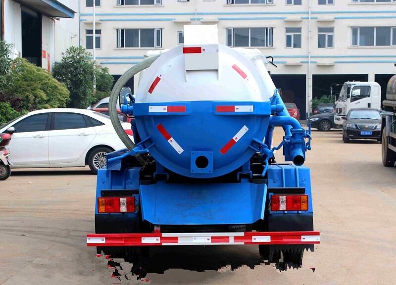 長(zhǎng)安多功吸污車在哪里買？