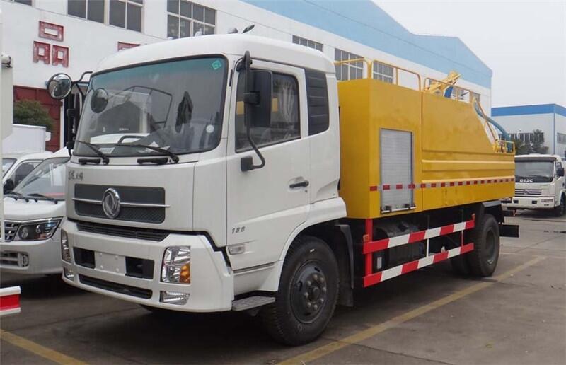 重汽后雙橋多功吸污車哪里銷售？