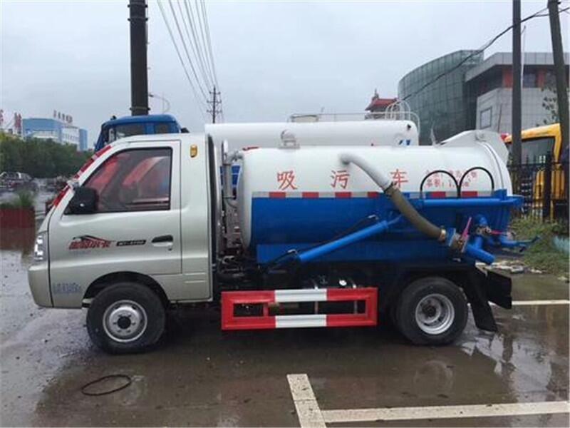 福田時(shí)代高壓清洗帶吸污車(chē)多少時(shí)間？