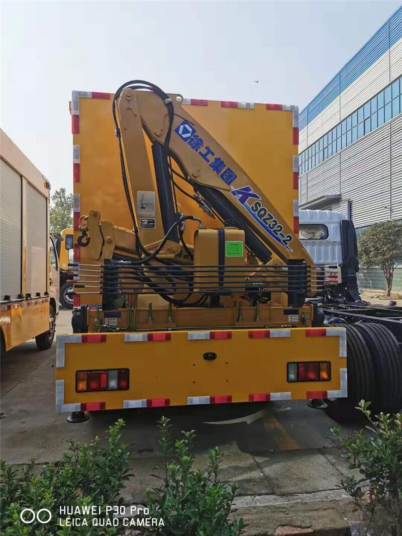買(mǎi)800kw大運(yùn)國(guó)5移動(dòng)發(fā)電車(chē)價(jià)格優(yōu)惠