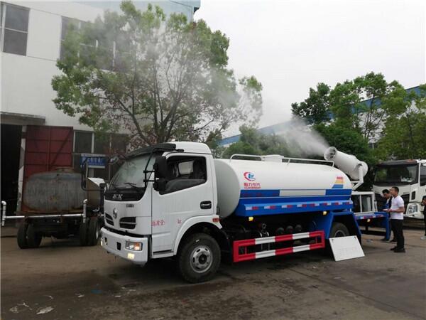 東風(fēng)天錦90米多功能霧炮車小型霧炮車報價