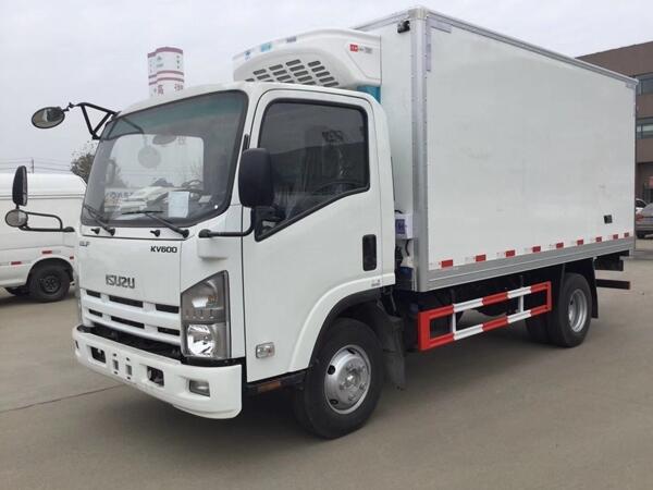 慶鈴五十鈴600P冷藏車大馬力發(fā)動機(jī)動力強(qiáng)勁