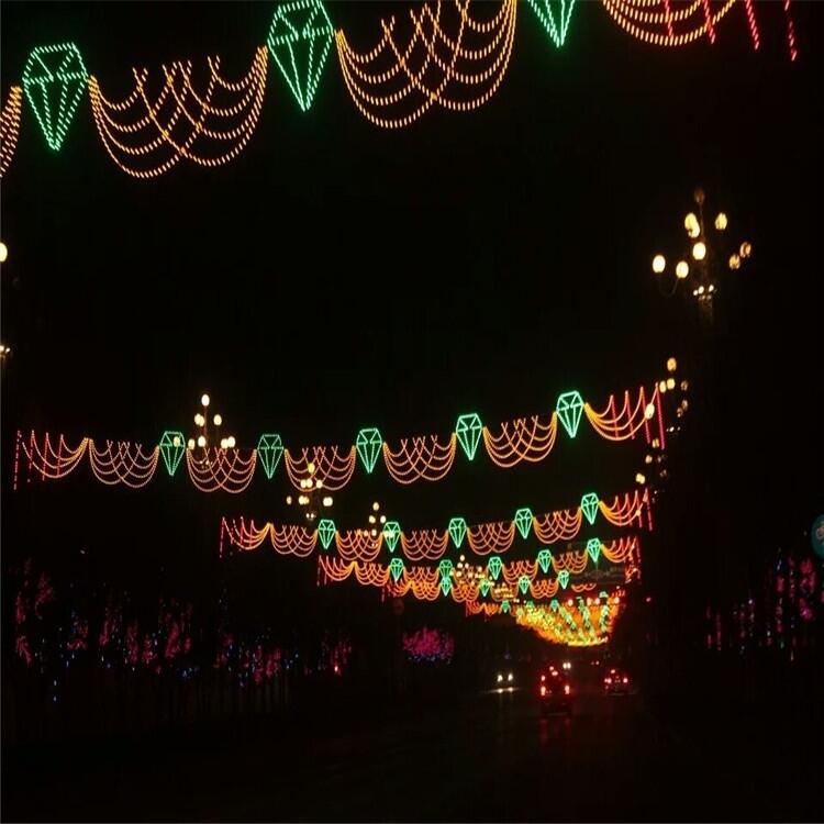 U  ƽUb   LEDЇY