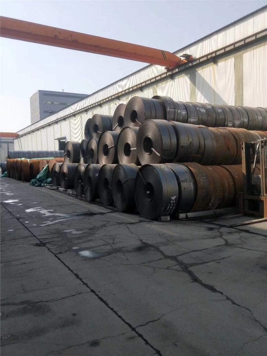 冷水灘波形梁防撞護欄打樁機外租