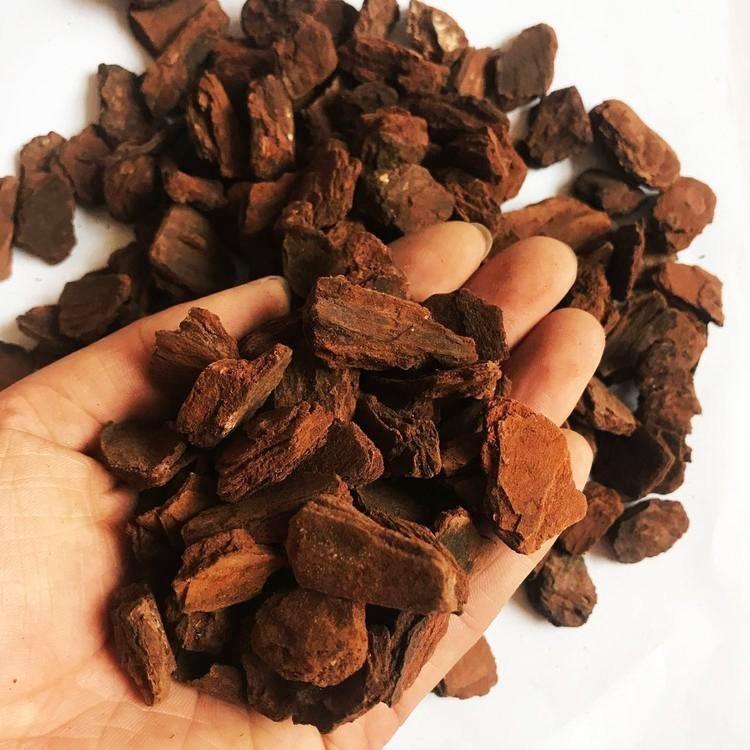 現(xiàn)貨供應栽培介質發(fā)酵樹皮園林裝飾景觀用打磨拋光松鱗松樹皮