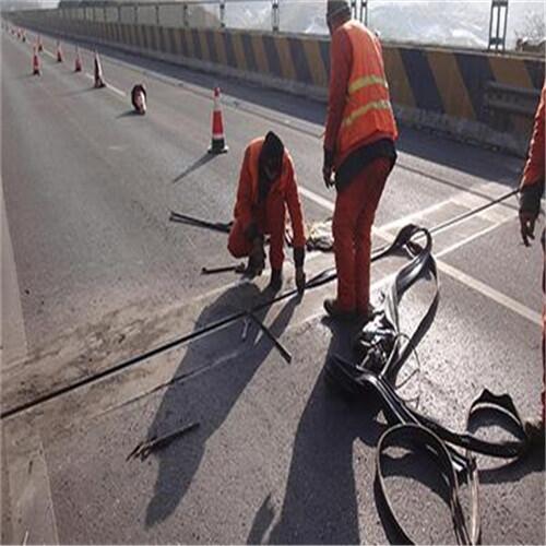 機(jī)電新聞網(wǎng):寧波公路橋梁伸縮縫、伸縮縫橡膠條更換