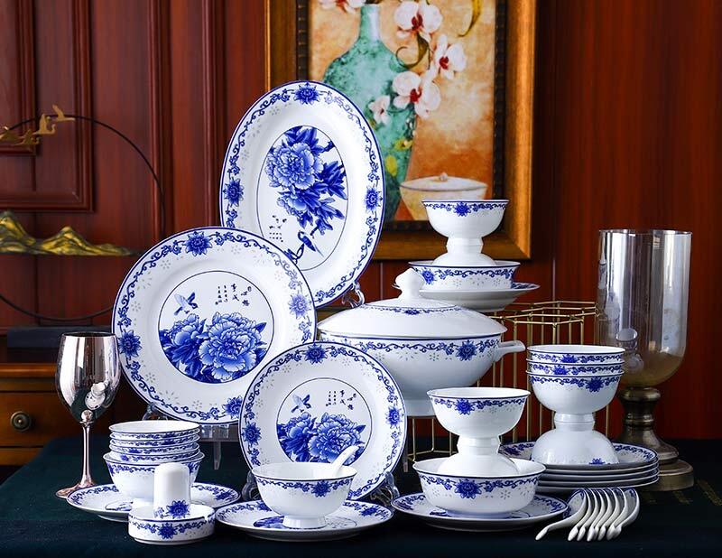 會員贈送禮品餐具 高檔骨瓷景德鎮(zhèn)青花牡丹餐具套裝
