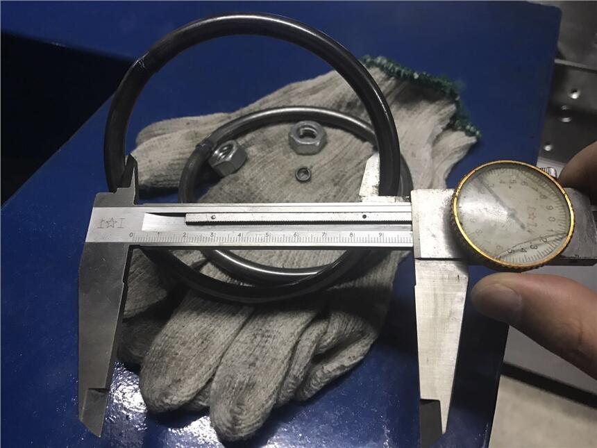 鐵線伺服全自動打圈對焊機，電桿冷拔絲線伺服打圈對焊機，高效率，高品質