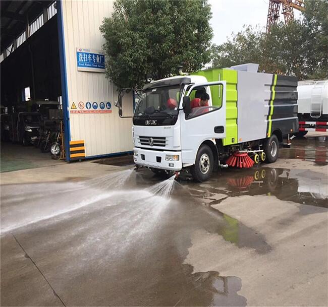東風(fēng)天龍吸塵車(chē)專(zhuān)業(yè)廠