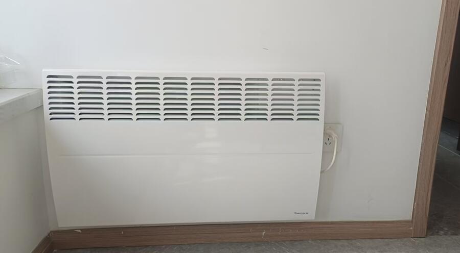 明裝暖氣片，還要用電靠譜