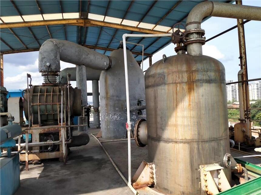 求購二手10噸三效鈦材蒸發(fā)器  MVR壓縮機(jī)鈦管蒸發(fā)器  二手三效濃縮果汁蒸發(fā)器