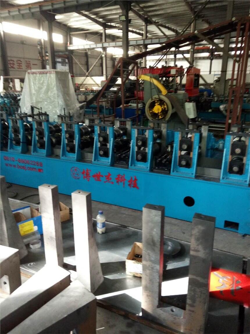 江蘇抗震支架全自動成型設(shè)備機(jī)組