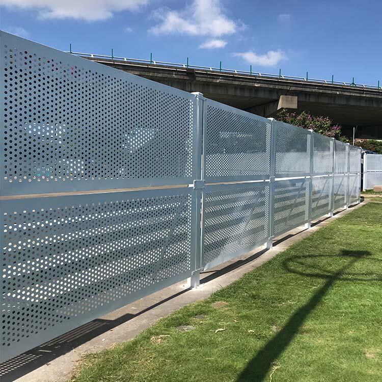 江門鶴山?jīng)_孔圍擋 道路兩邊施工安全圍蔽板 圓孔透風護欄