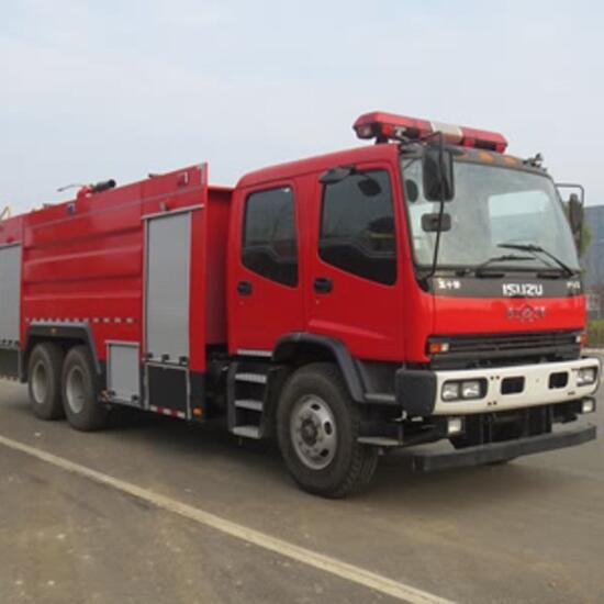 消防車(chē)價(jià)格,慶鈴五十鈴11噸泡沫消防車(chē)
